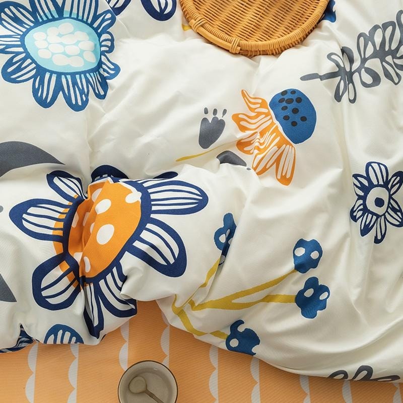 Béžová Prikrývka S Malými Modrými Kvetmi