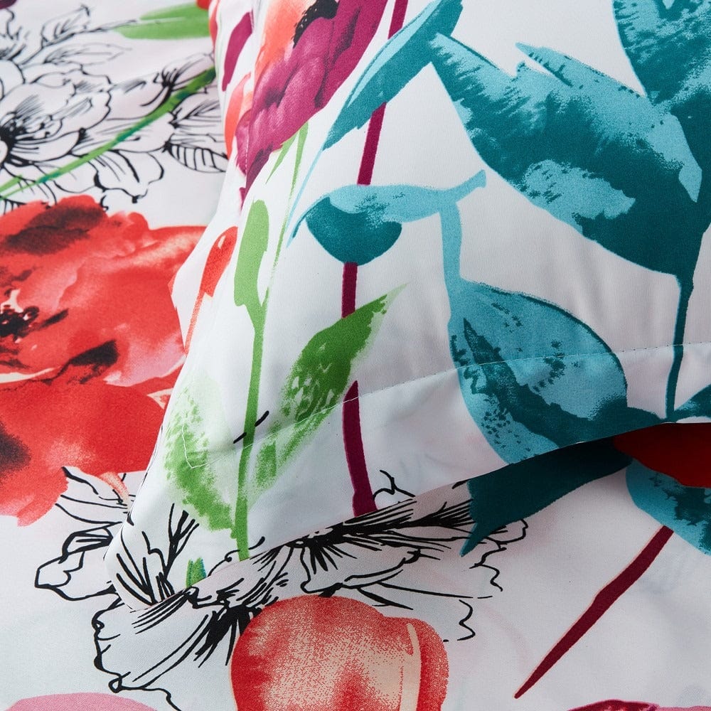 Obliečka Na Prikrývku S Červenými Kvetmi